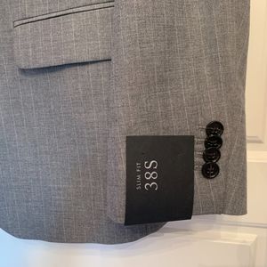 Banana Republic Suits & Blazers - Banana Republic Men's Medium Grey Pinstripe Banana Republic Suits & Blazers - Banana Republic Men's Medium Grey Pinstripe